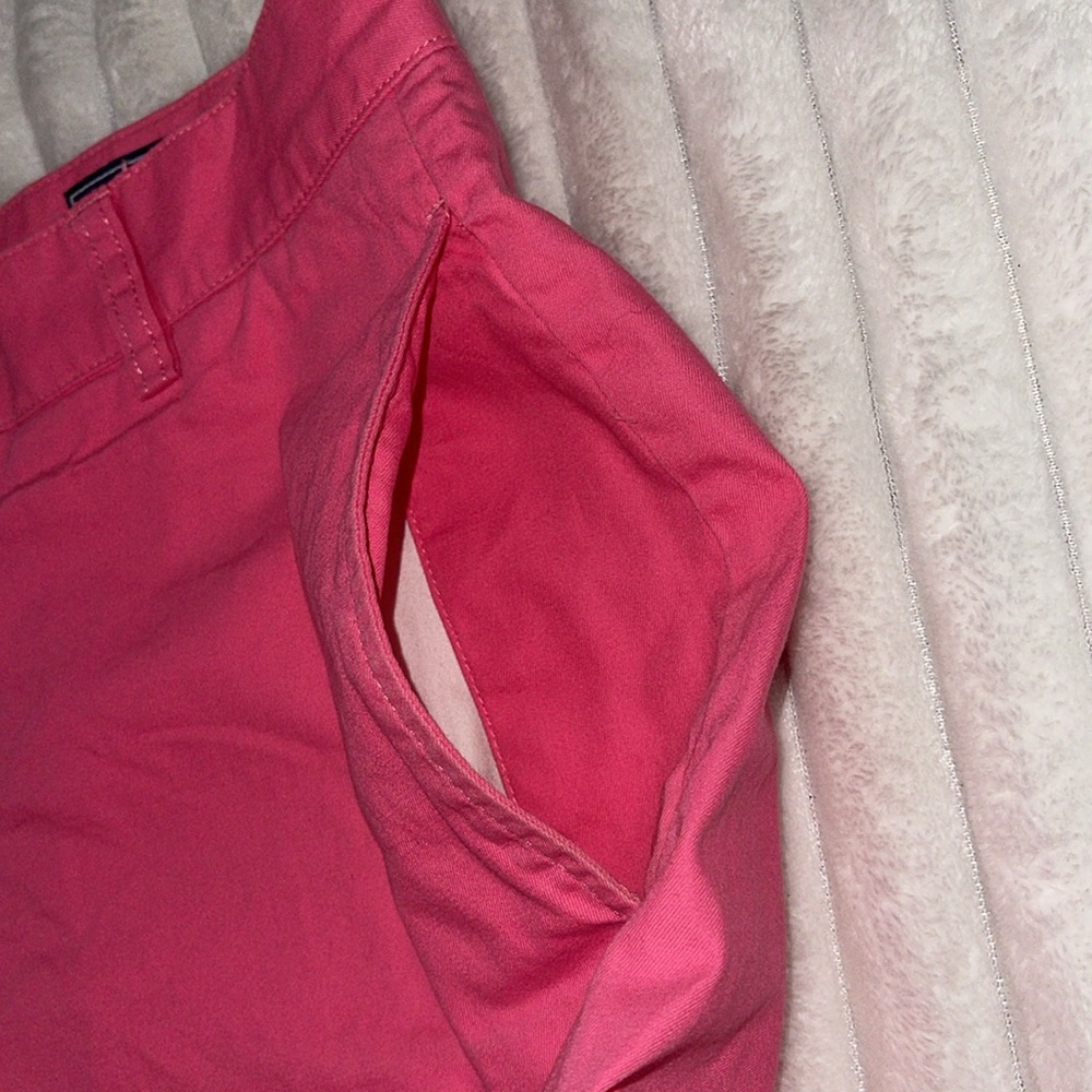 Vineyard Vines Pink Shorts | Size 33 - Picture 6 of 10